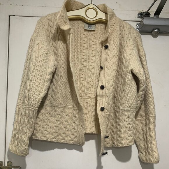 THE SWEATHER SHOP IRELAND VINTAGE KNITTED WOOL SWEATER CARDIGAN PATTERNS SIZE S - Picture 6 of 11